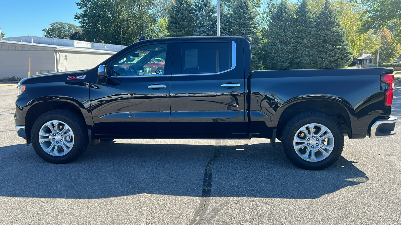 2023 Chevrolet Silverado 1500 LTZ 6