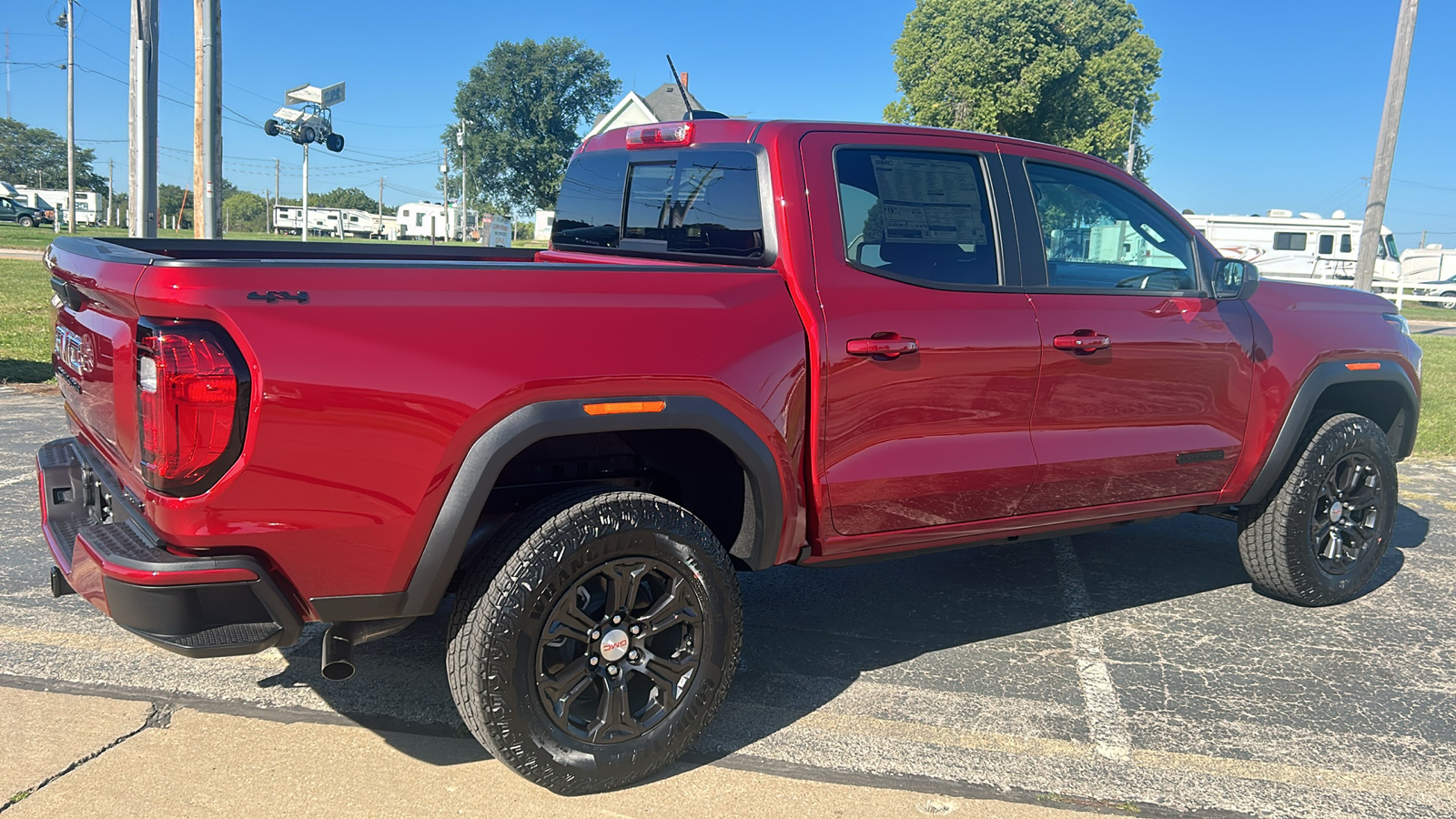 2024 GMC Canyon Elevation 3