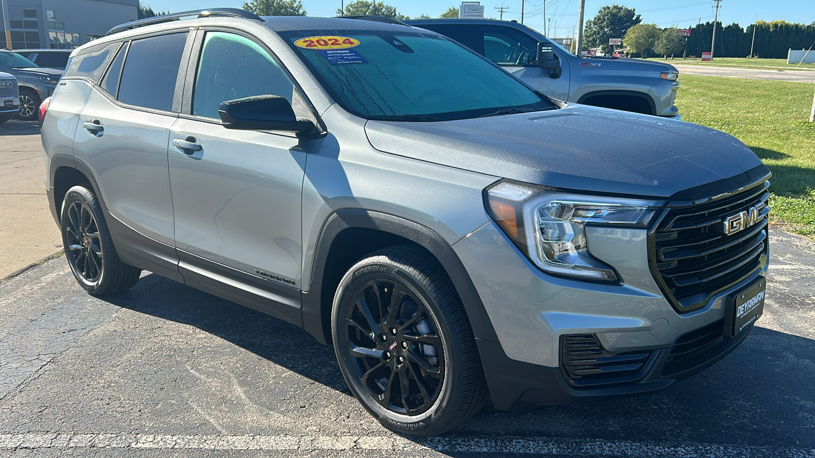 2024 GMC Terrain SLE 1