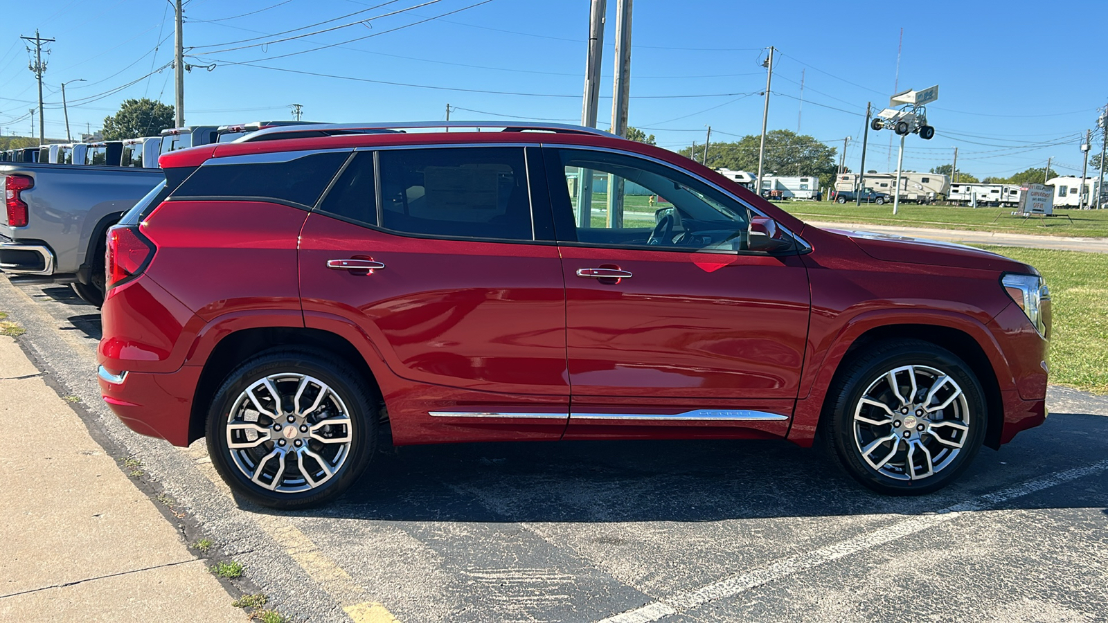 2024 GMC Terrain Denali 2