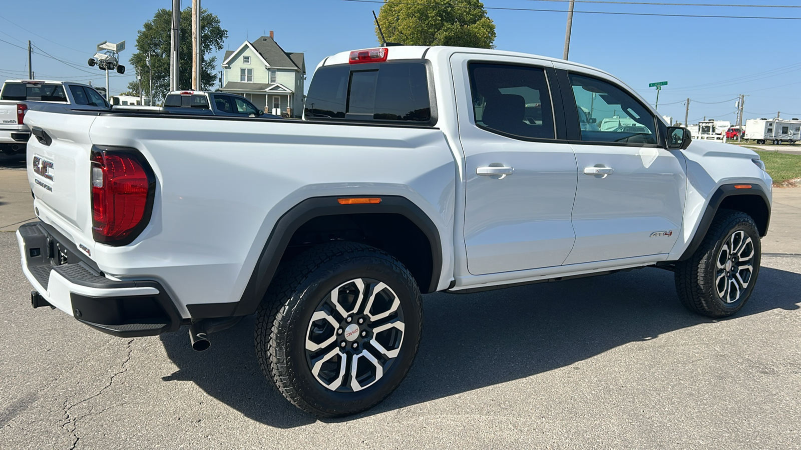 2024 GMC Canyon AT4 3