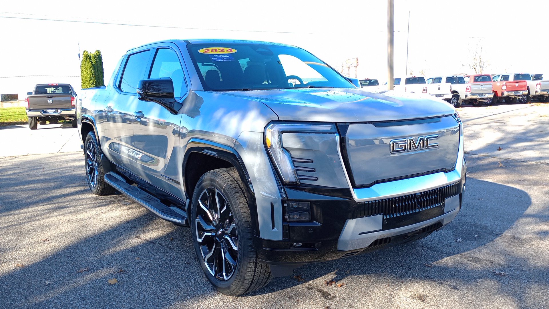 2024 GMC Sierra EV Denali Edition 1 1