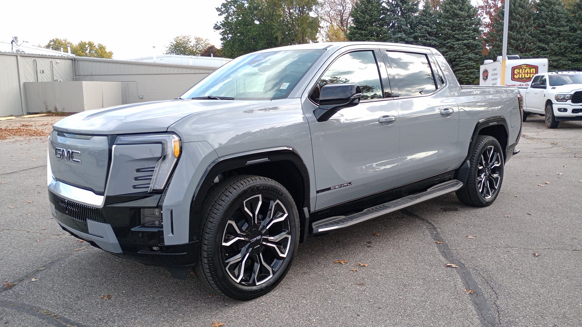 2024 GMC Sierra EV Denali Edition 1 7