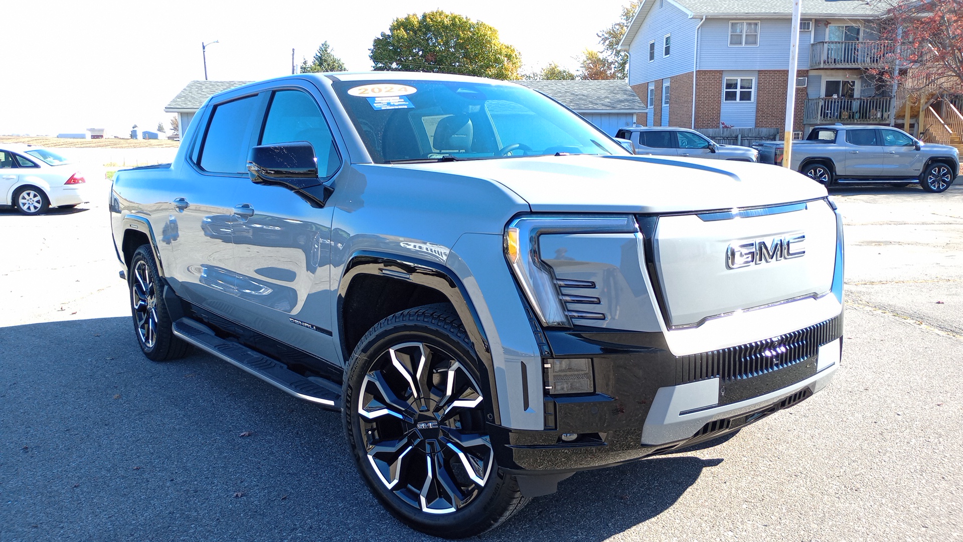 2024 GMC Sierra EV Denali Edition 1 1