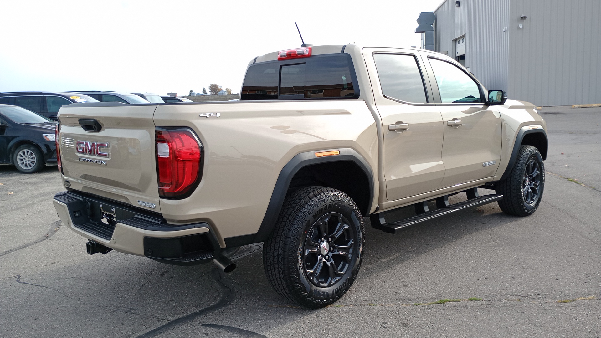 2024 GMC Canyon Elevation 3