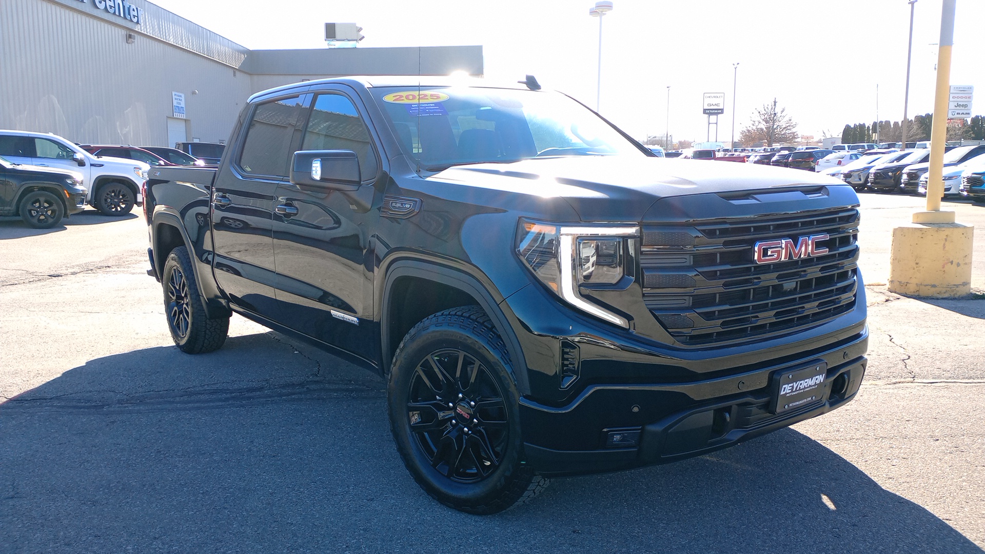 2025 GMC Sierra 1500 Elevation 1