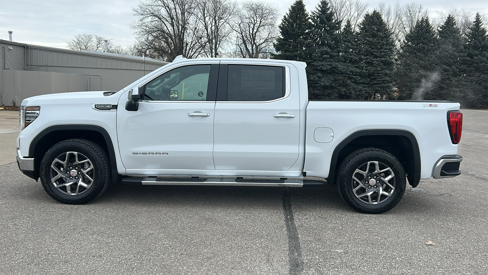 2025 GMC Sierra 1500 SLT 6