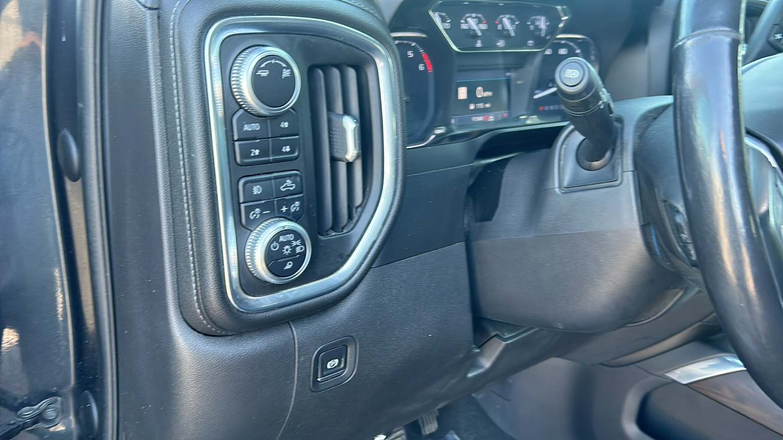 2019 GMC Sierra 1500 SLT 29