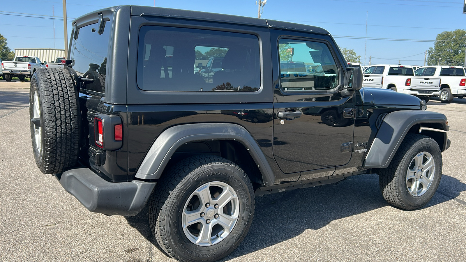 2021 Jeep Wrangler Sport S 3