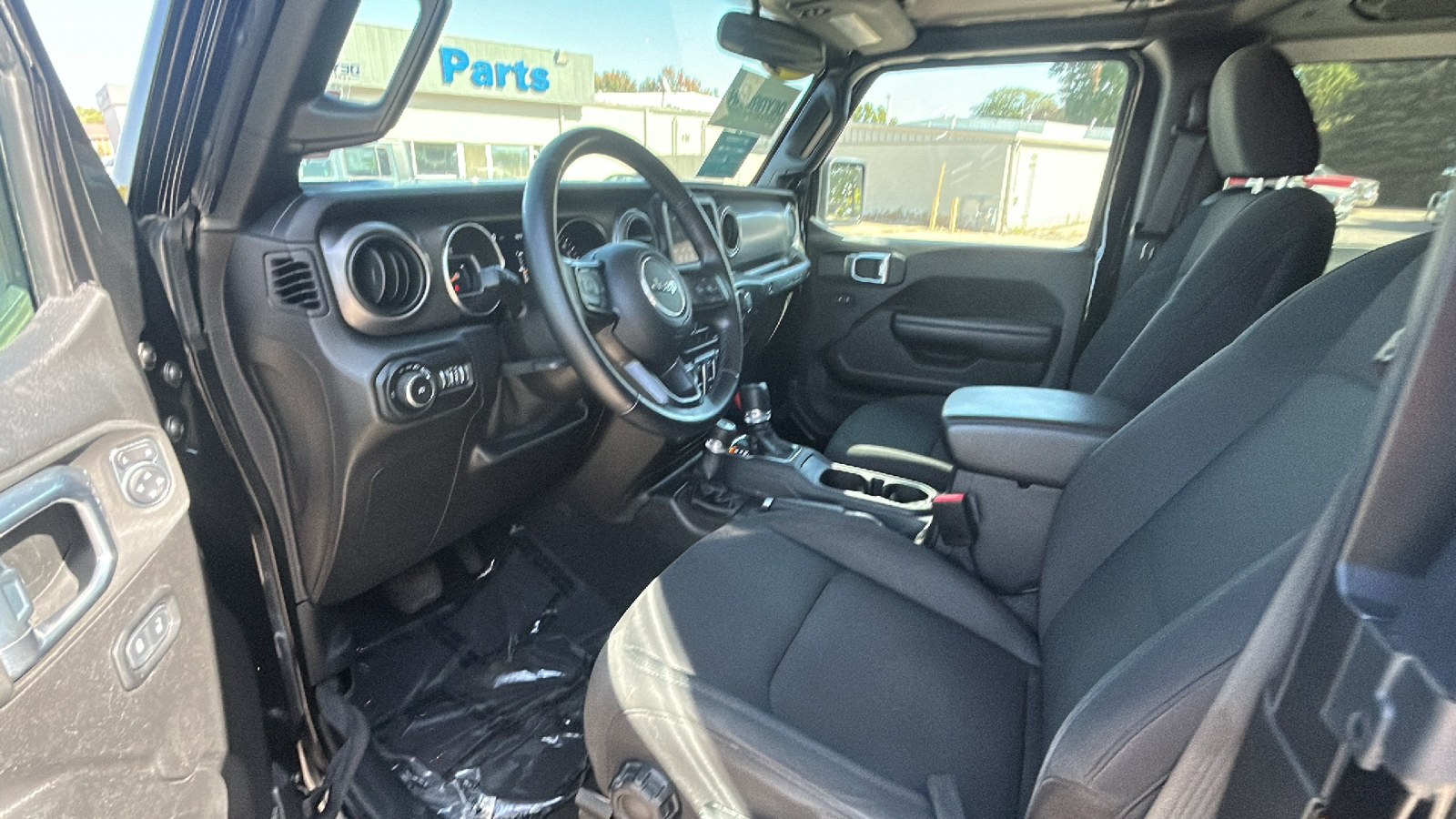 2021 Jeep Wrangler Sport S 11