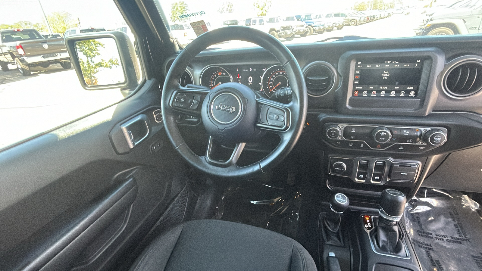 2021 Jeep Wrangler Sport S 16