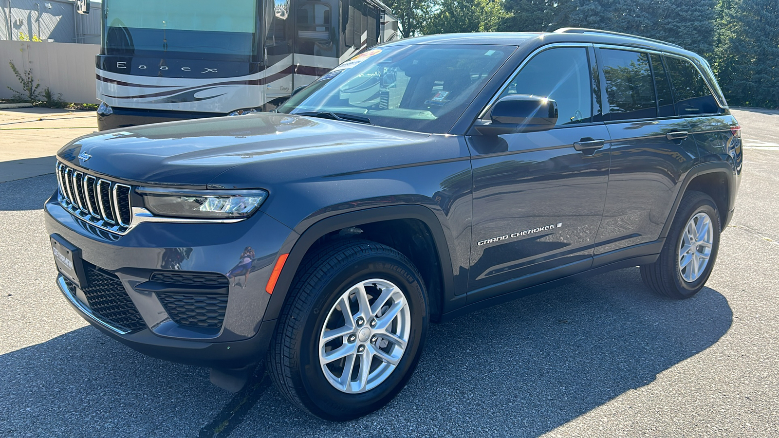 2024 Jeep Grand Cherokee Laredo 7