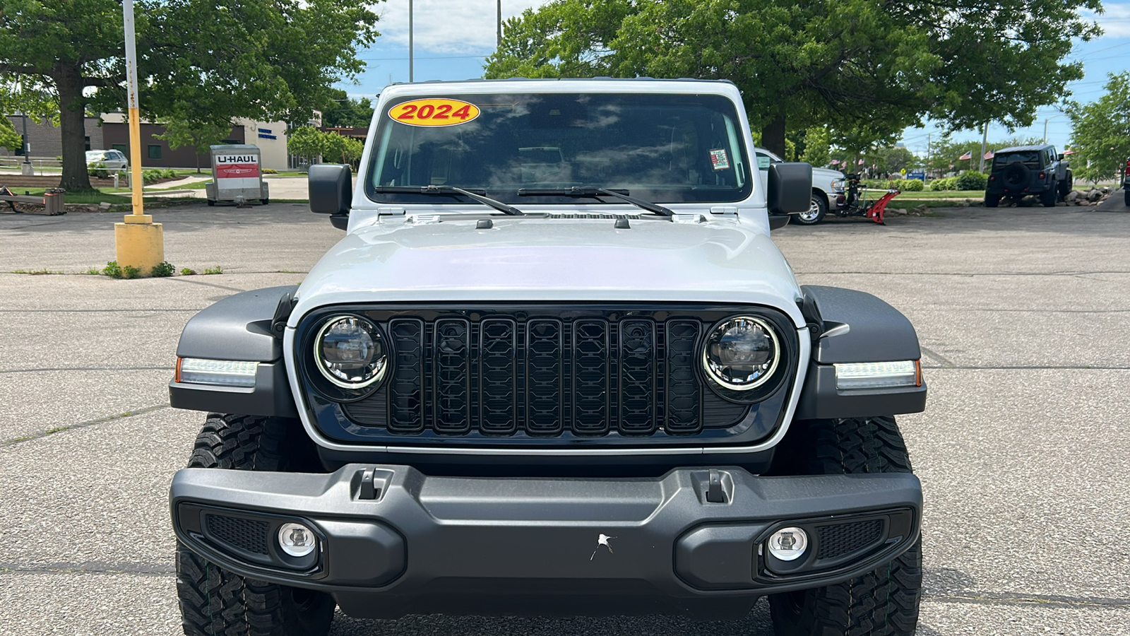 2024 Jeep Wrangler Willys 8