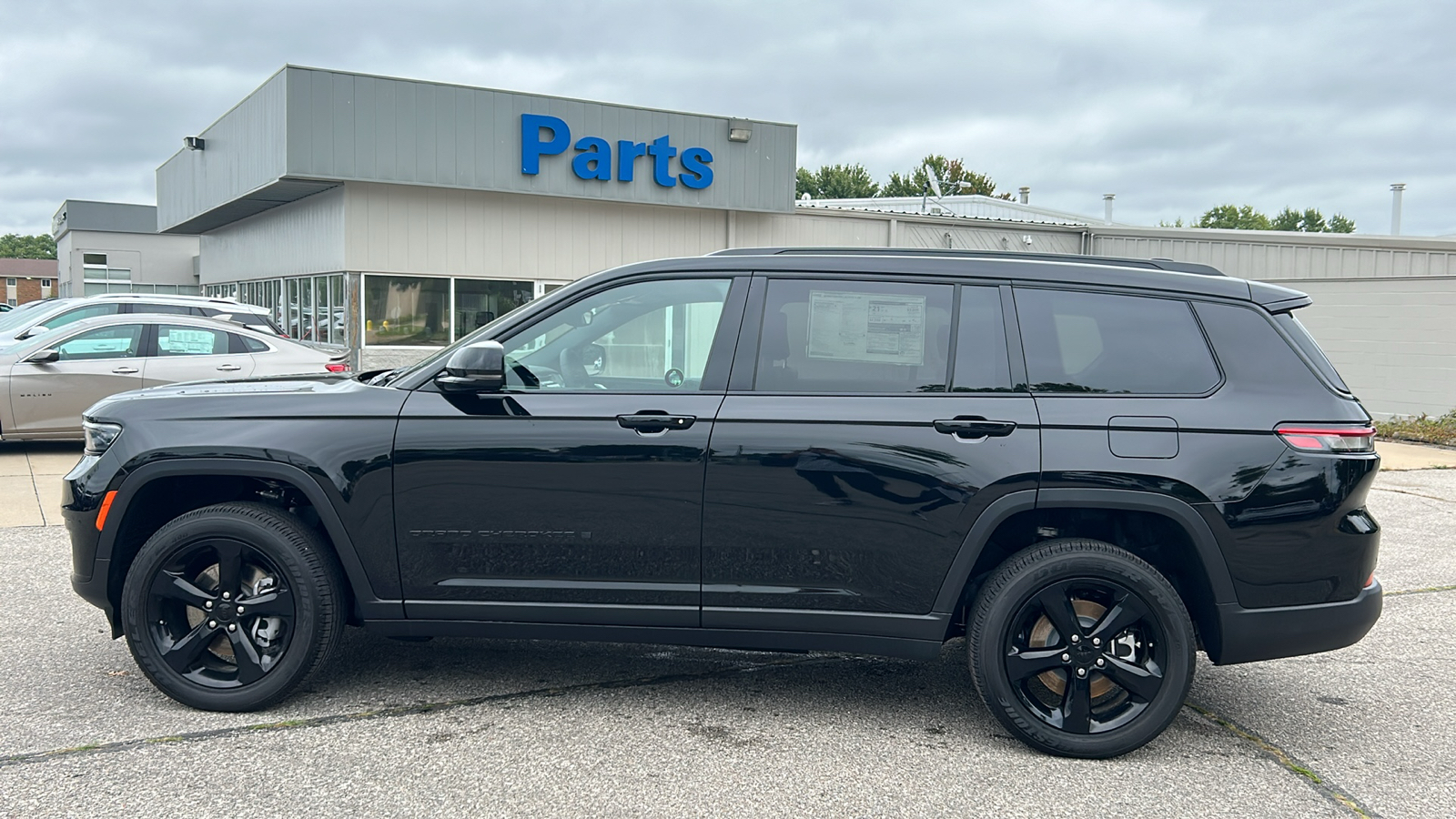 2024 Jeep Grand Cherokee L Altitude X 6