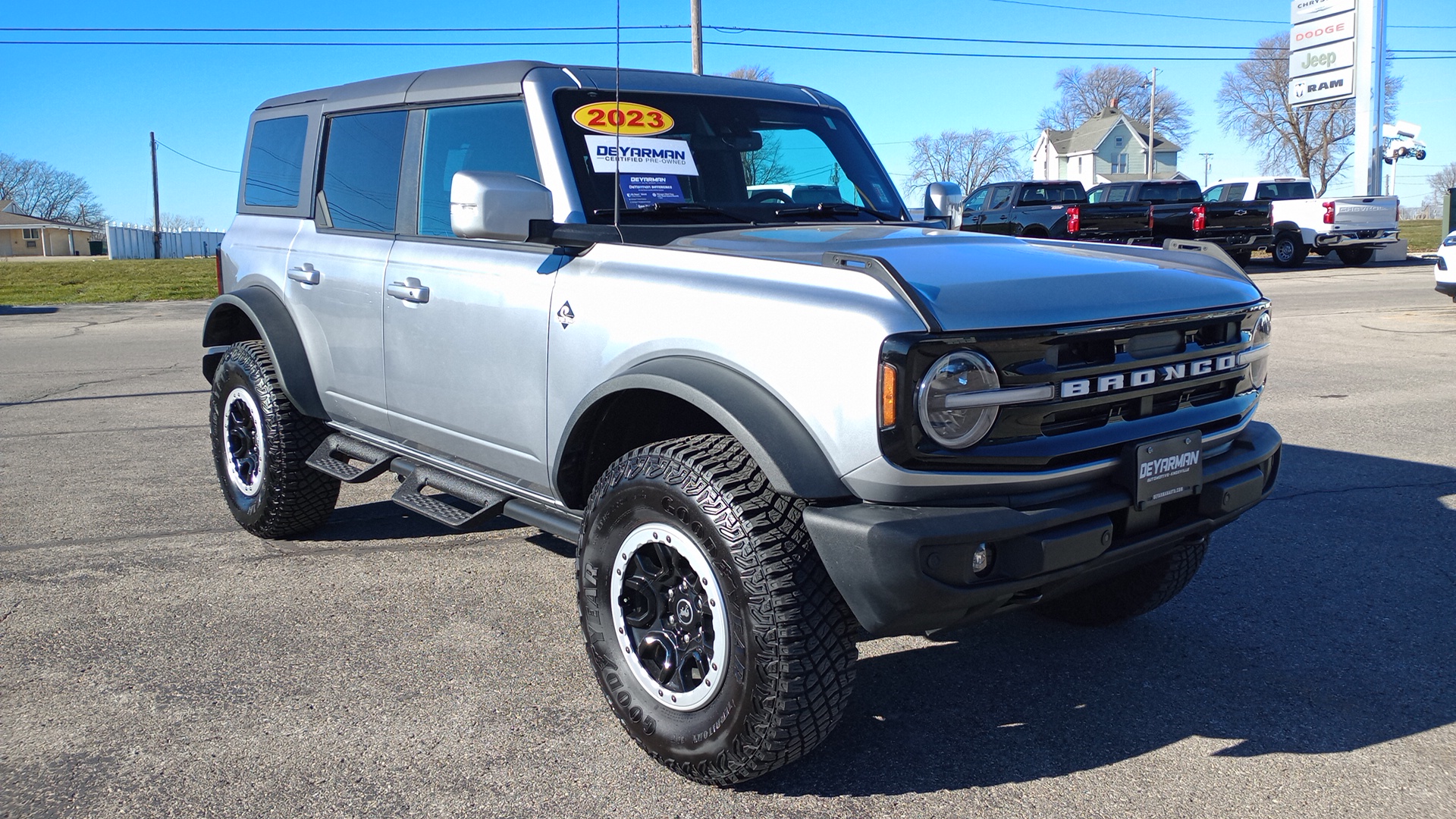 2023 Ford Bronco Outer Banks 1