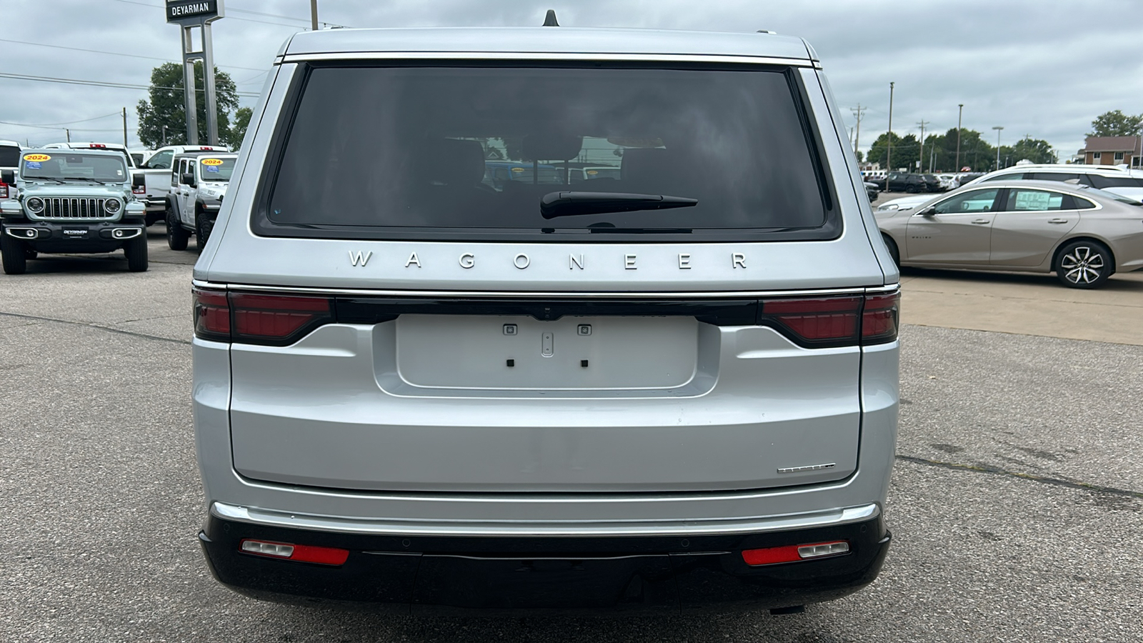 2024 Jeep Wagoneer L Series II 4