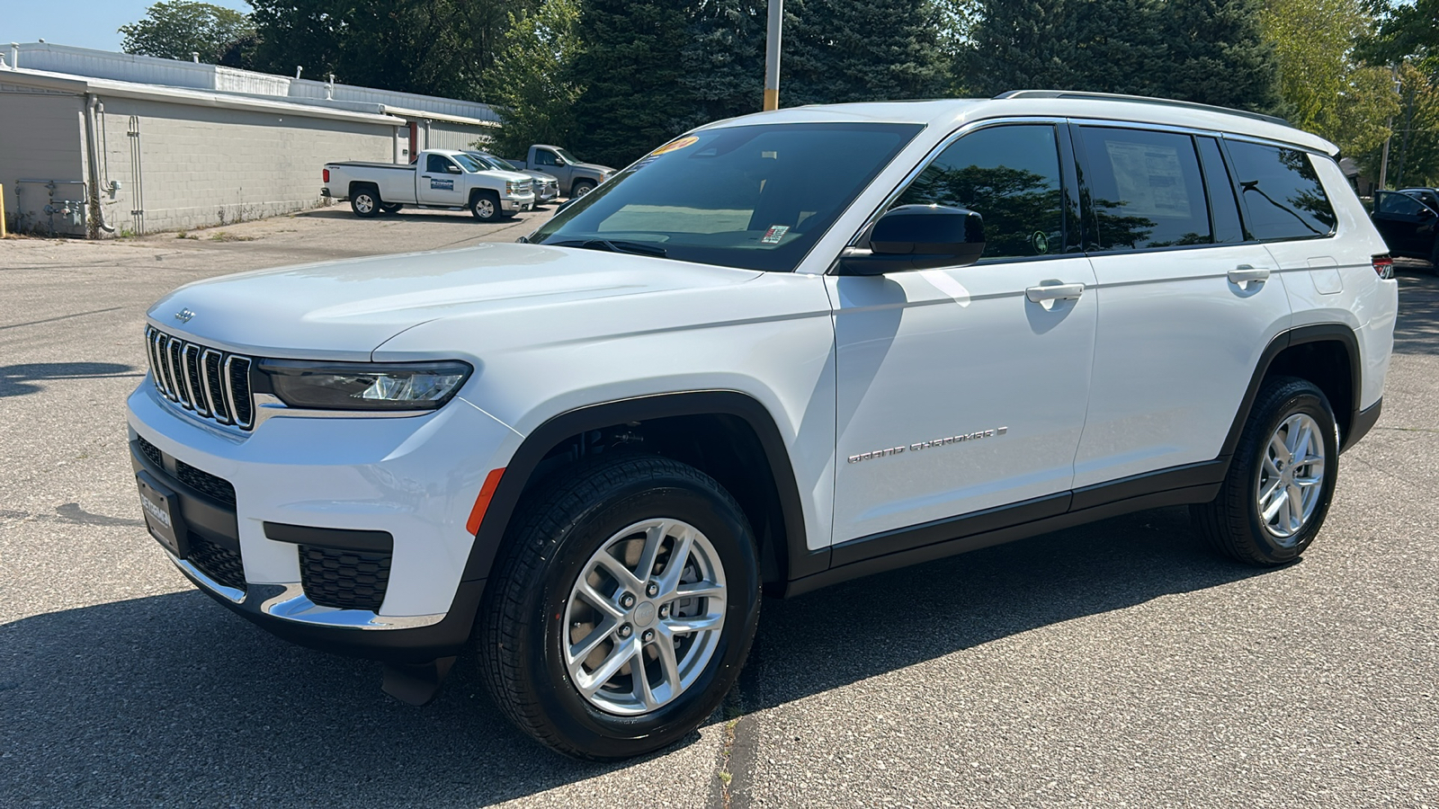 2024 Jeep Grand Cherokee L Laredo 7