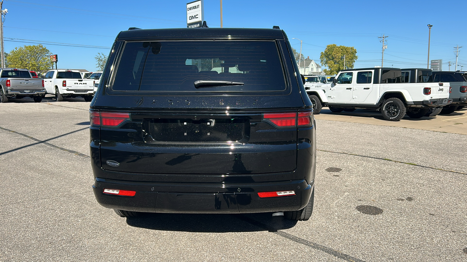 2024 Jeep Wagoneer Series II 4