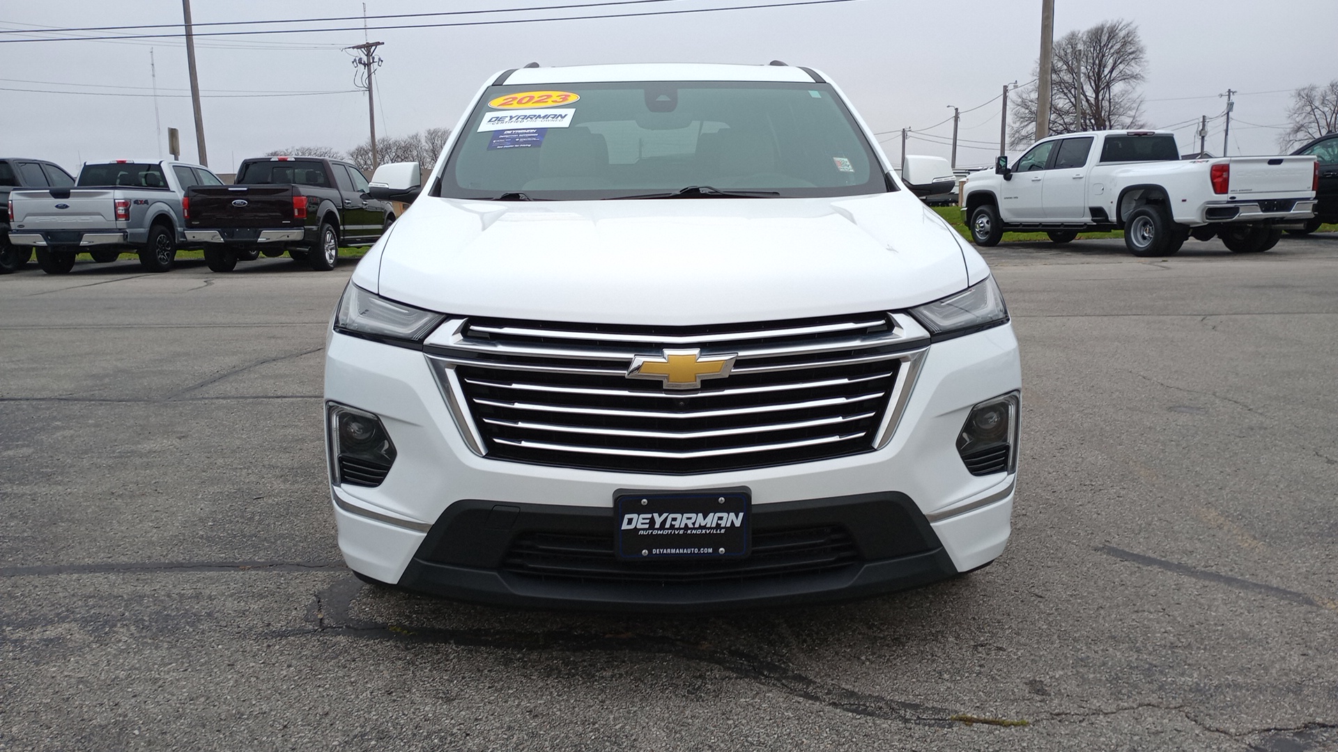 2023 Chevrolet Traverse Premier 8