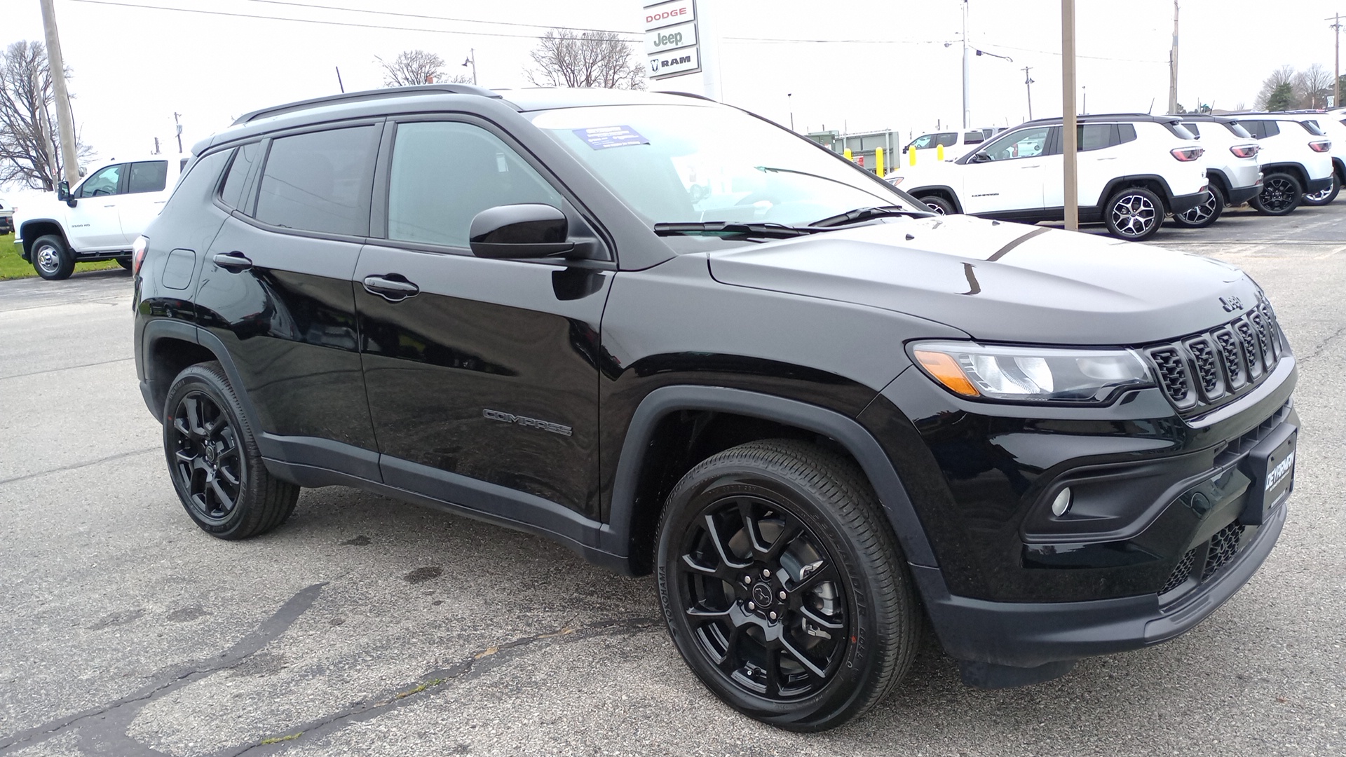 2025 Jeep Compass Latitude 1