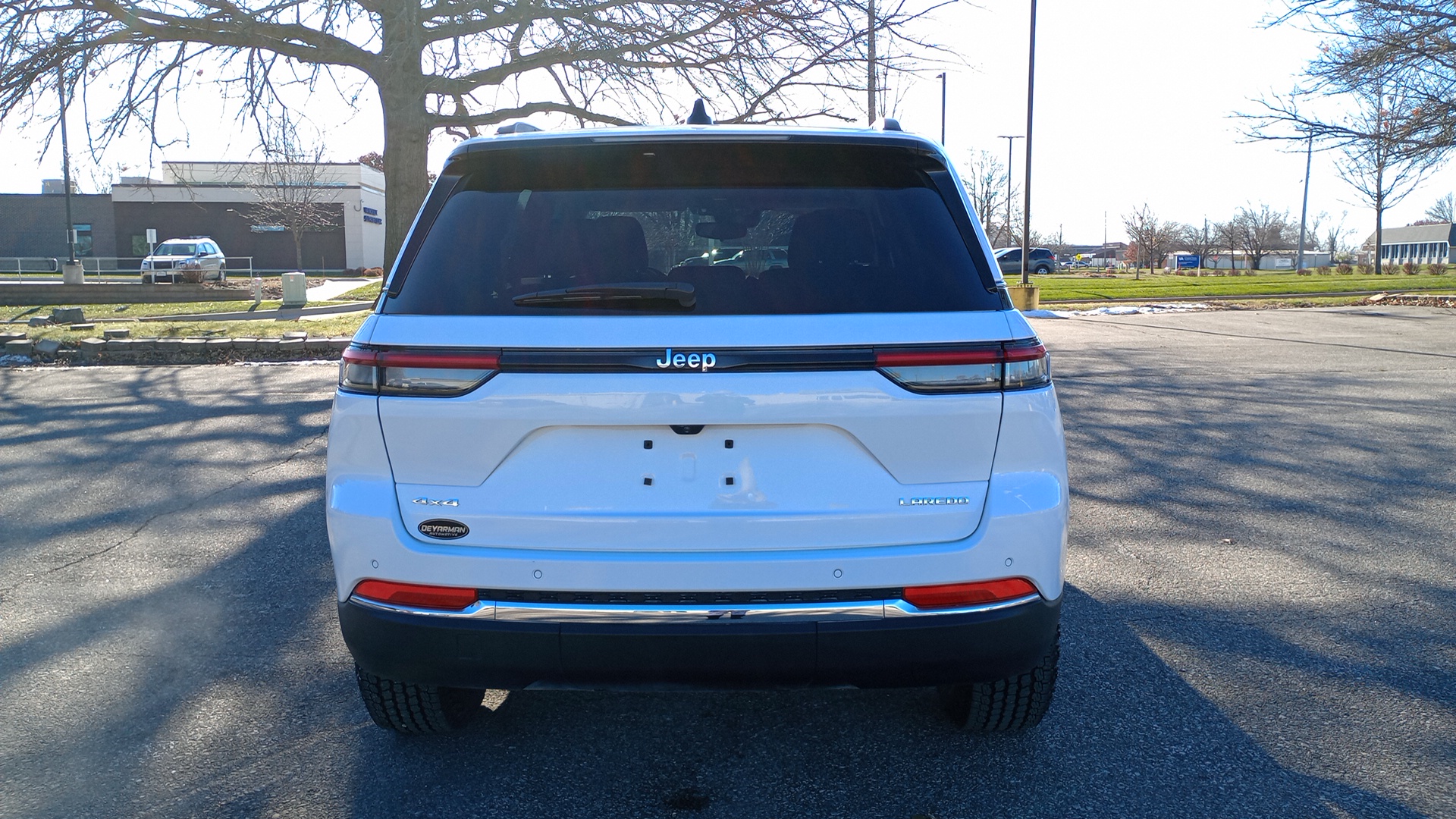 2023 Jeep Grand Cherokee Laredo 4