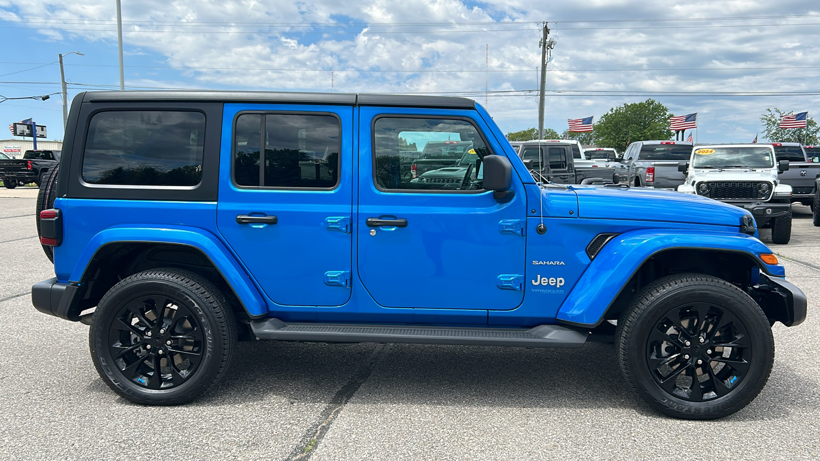 2022 Jeep Wrangler Unlimited Sahara 4xe 2