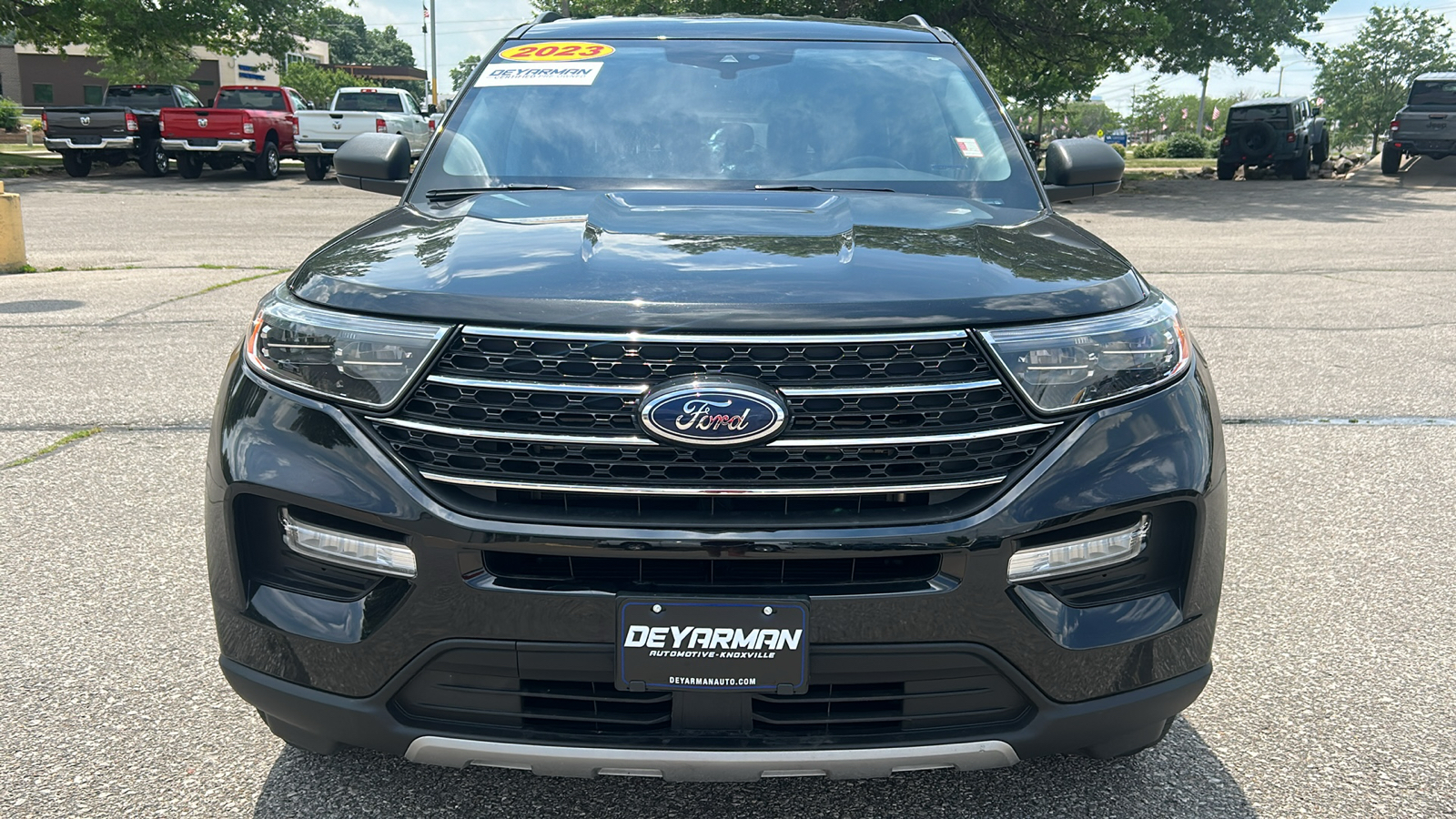 2023 Ford Explorer XLT 8