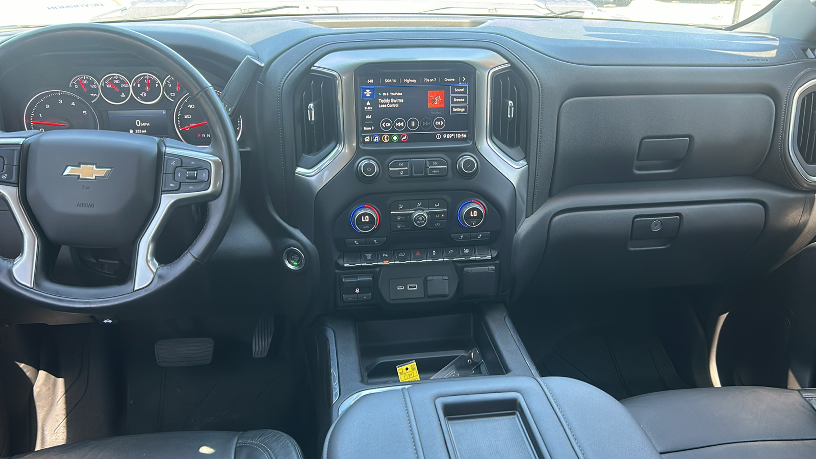 2020 Chevrolet Silverado 3500HD LT 23