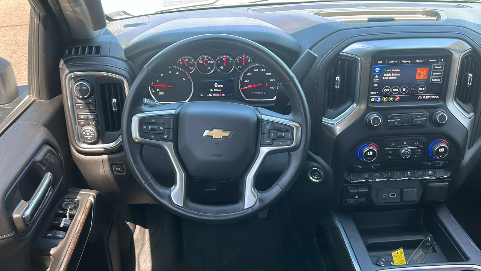 2020 Chevrolet Silverado 3500HD LT 24