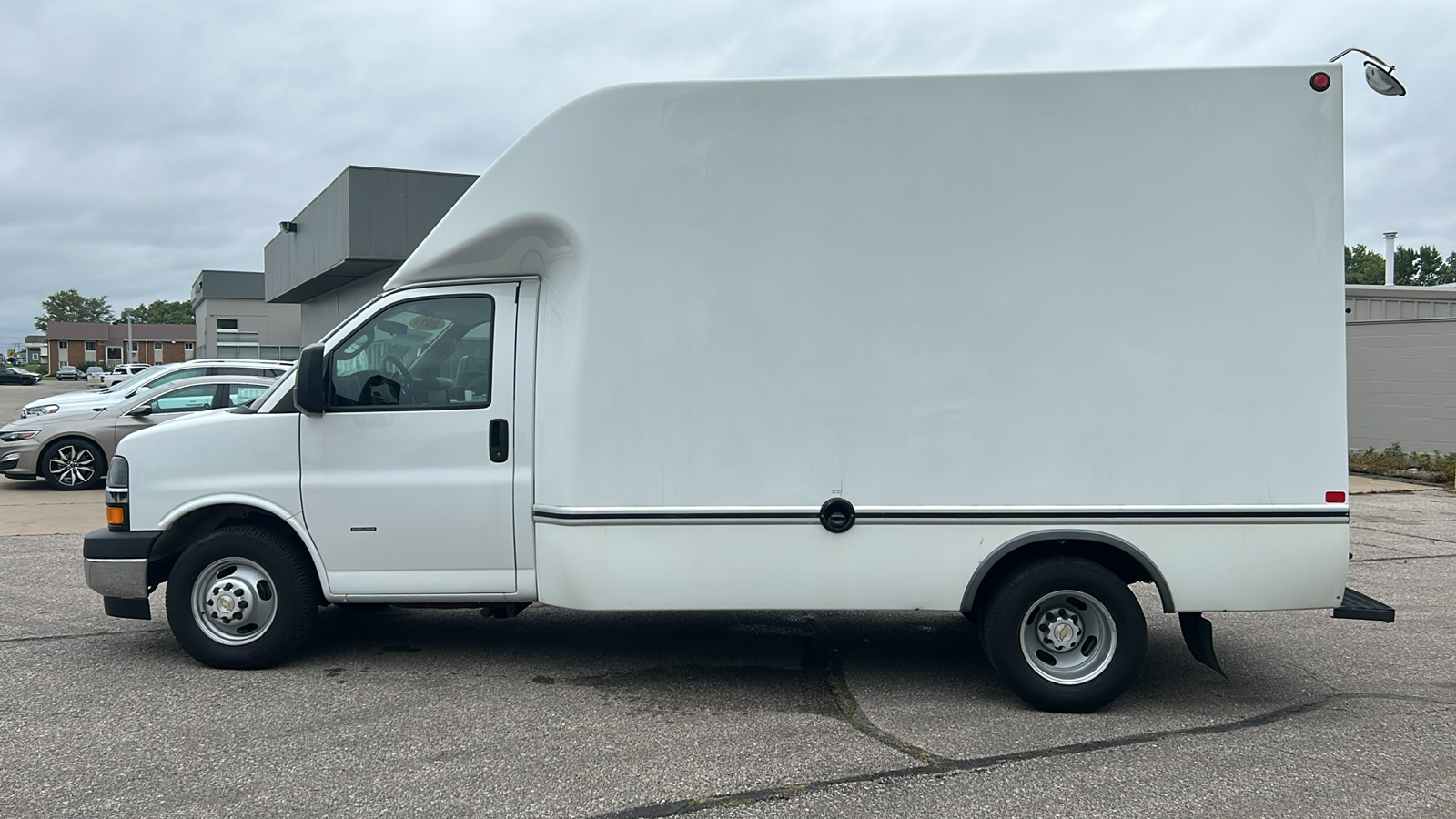 2019 Chevrolet Express 3500 Work Van 6