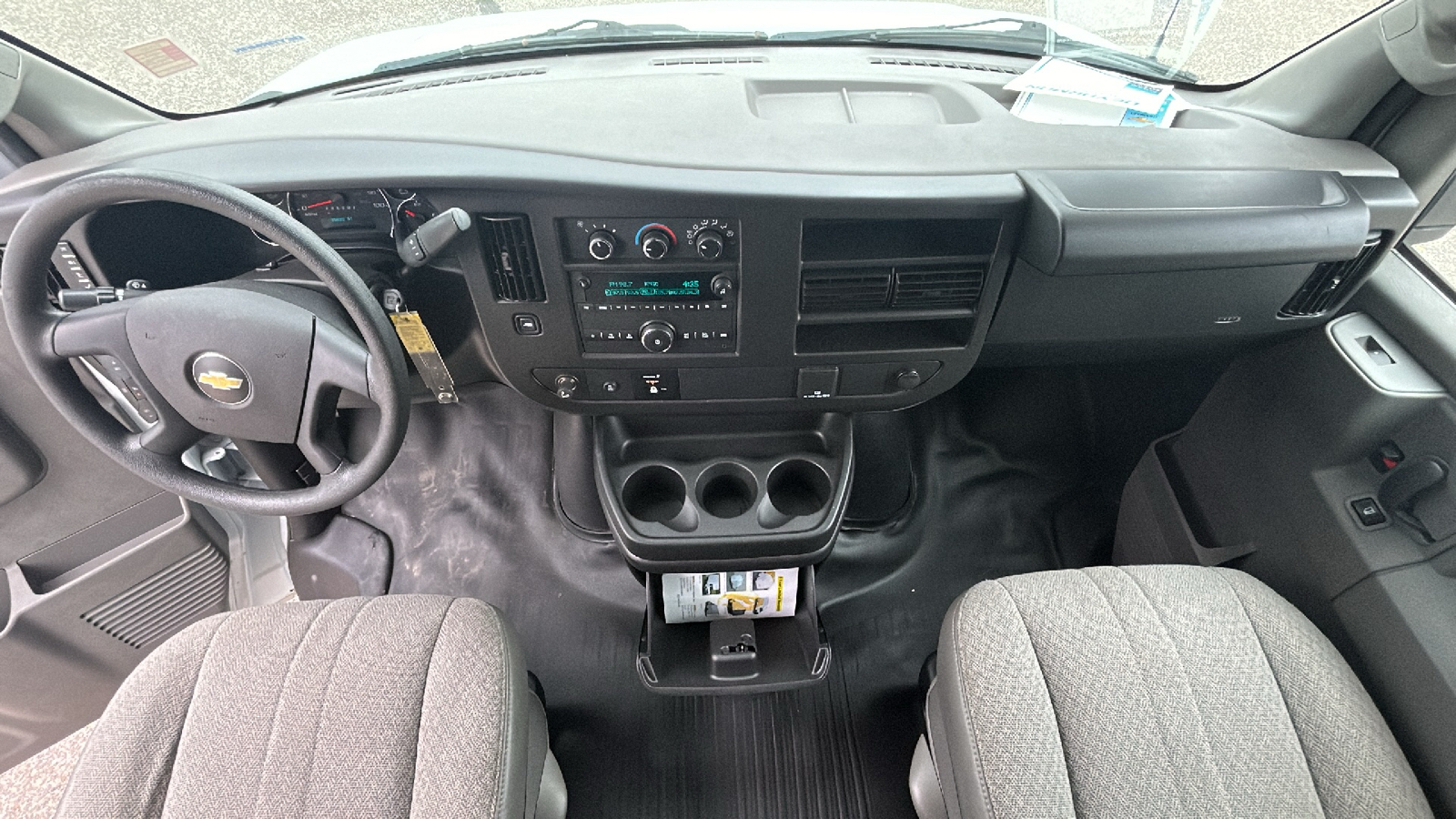 2019 Chevrolet Express 3500 Work Van 27