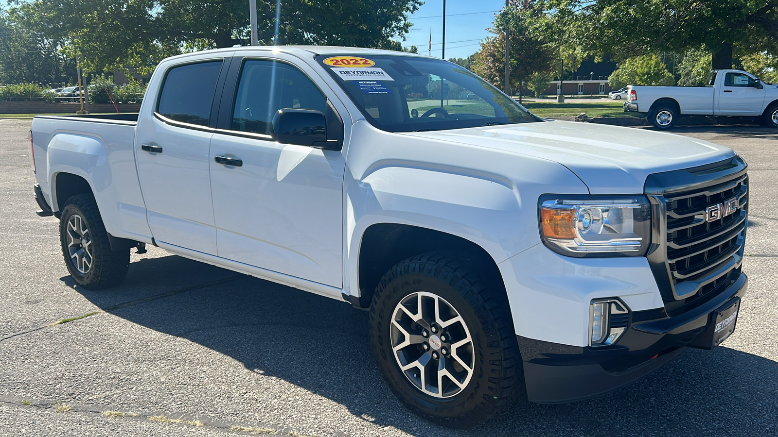 2022 GMC Canyon AT4 w/Cloth 1