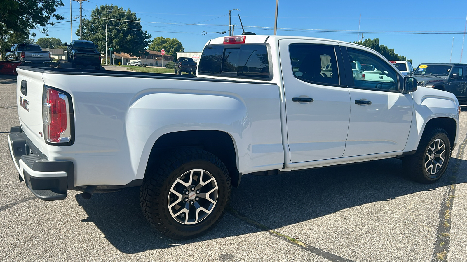 2022 GMC Canyon AT4 w/Cloth 3