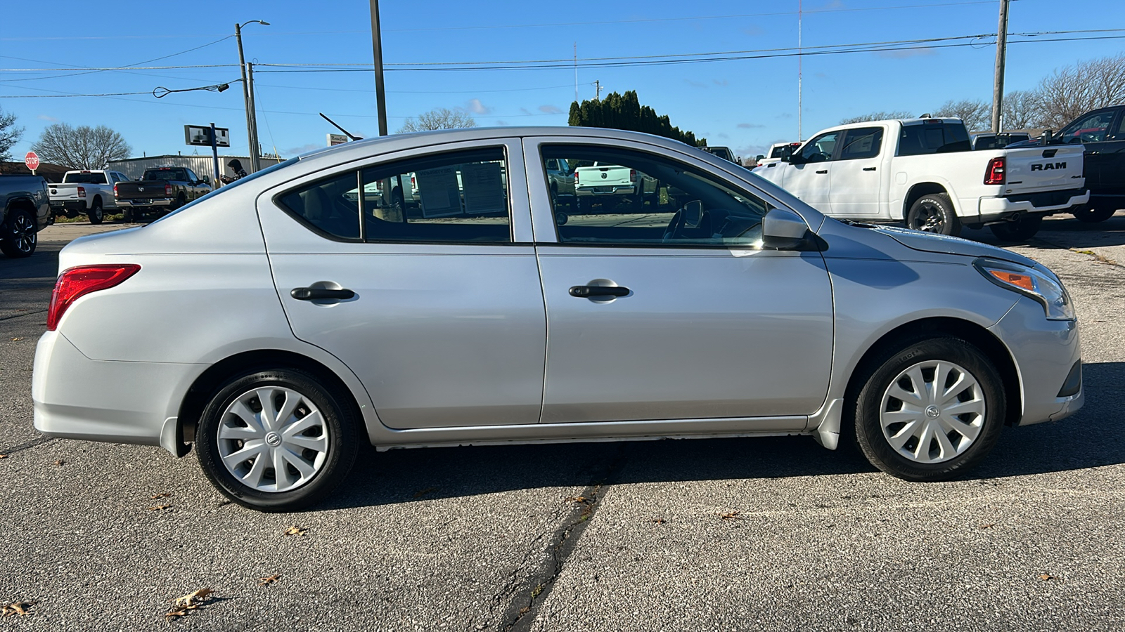 2017 Nissan Versa 1.6 S 2