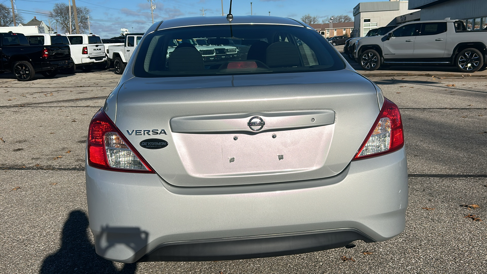 2017 Nissan Versa 1.6 S 4