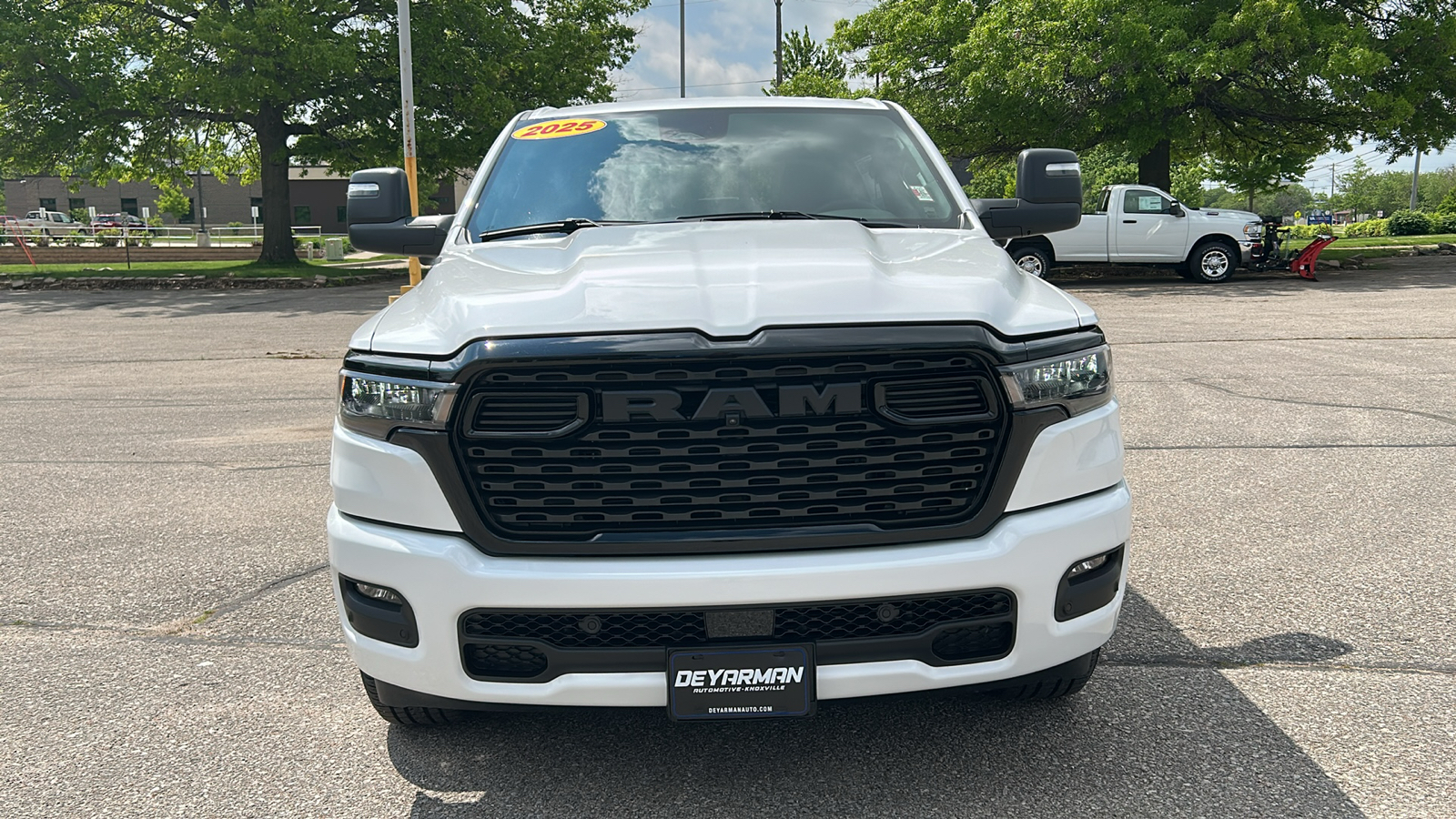 2025 Ram 1500 Big Horn/Lone Star 2