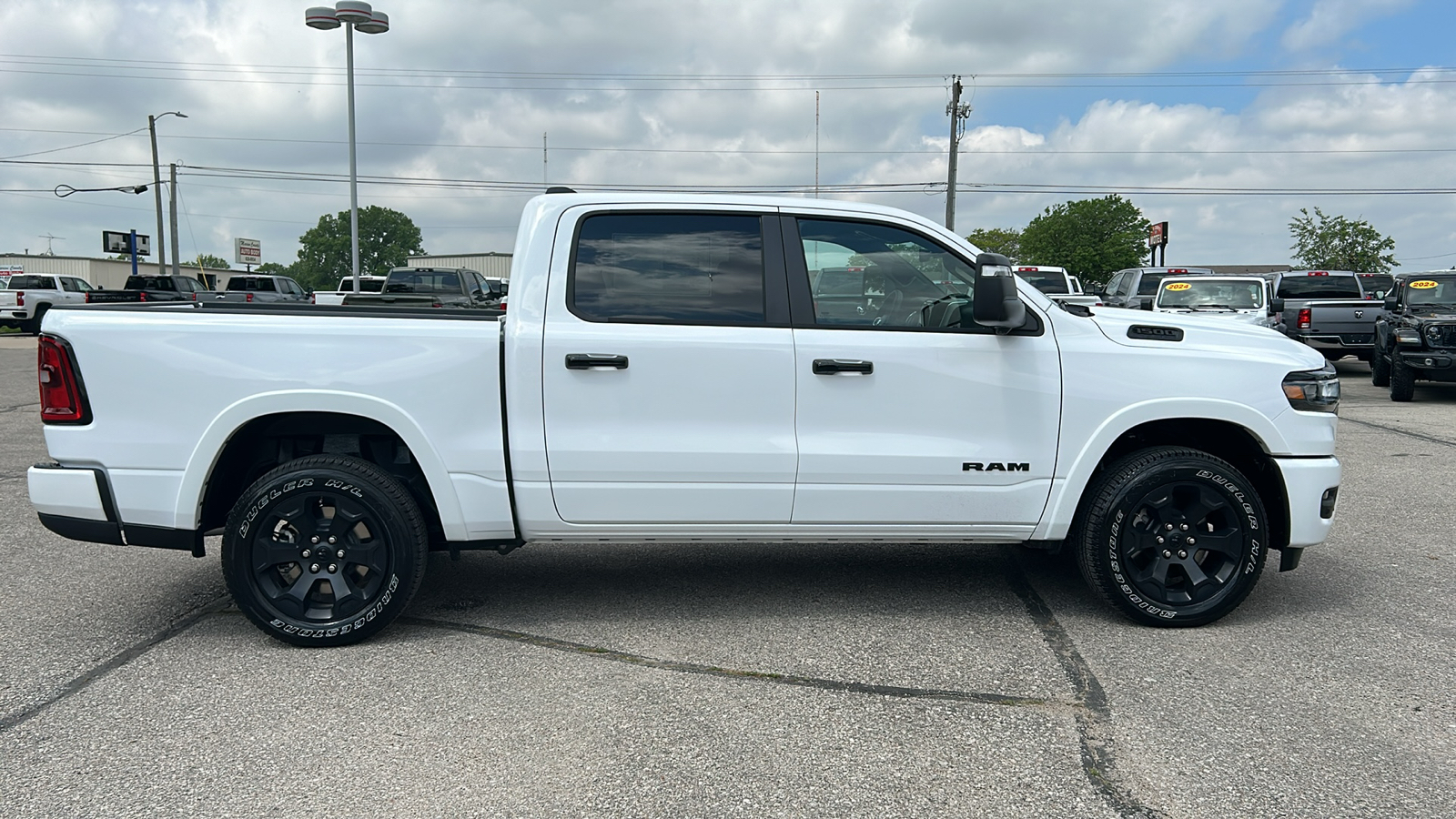 2025 Ram 1500 Big Horn/Lone Star 8