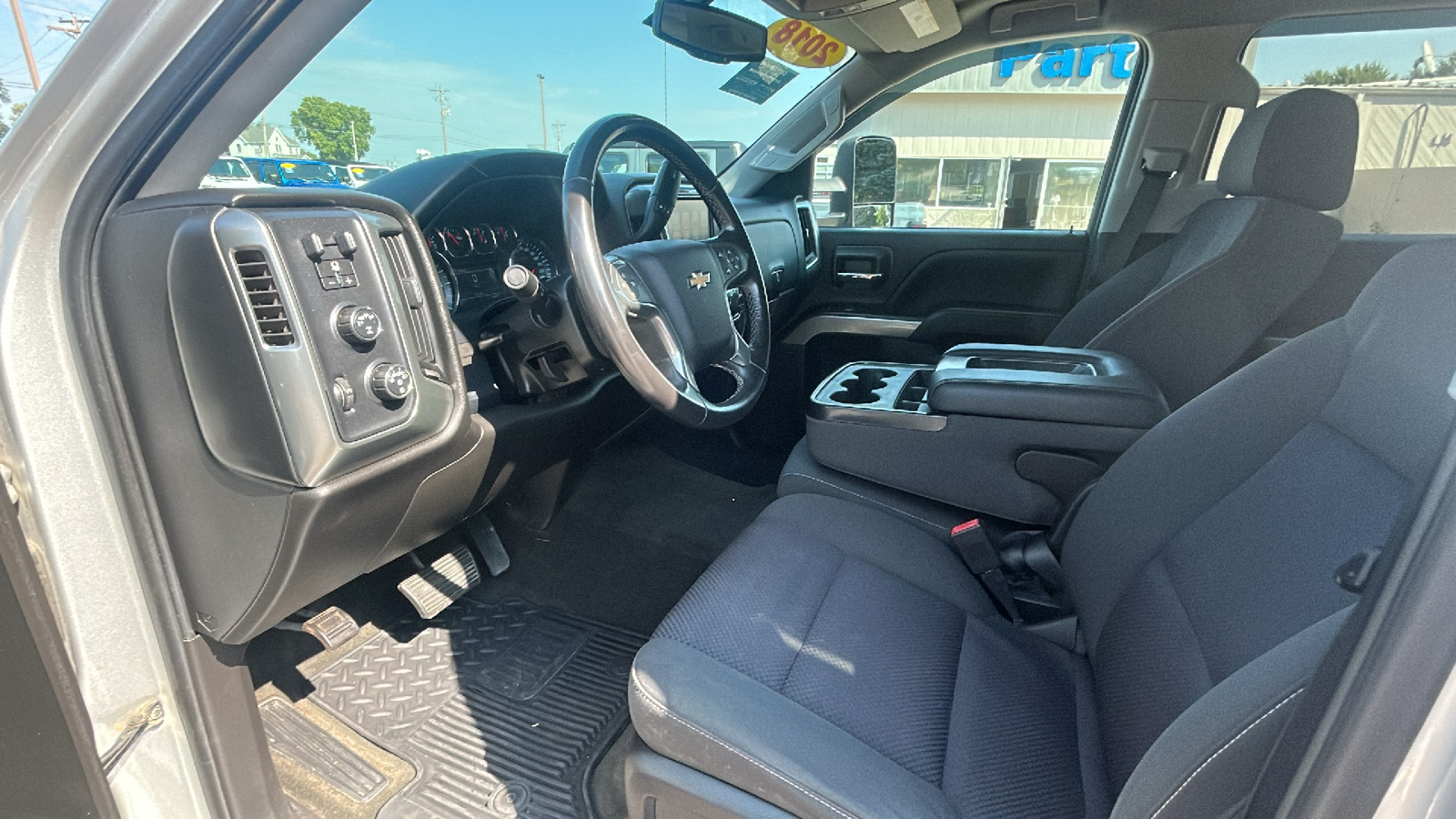 2018 Chevrolet Silverado 1500 LT 9