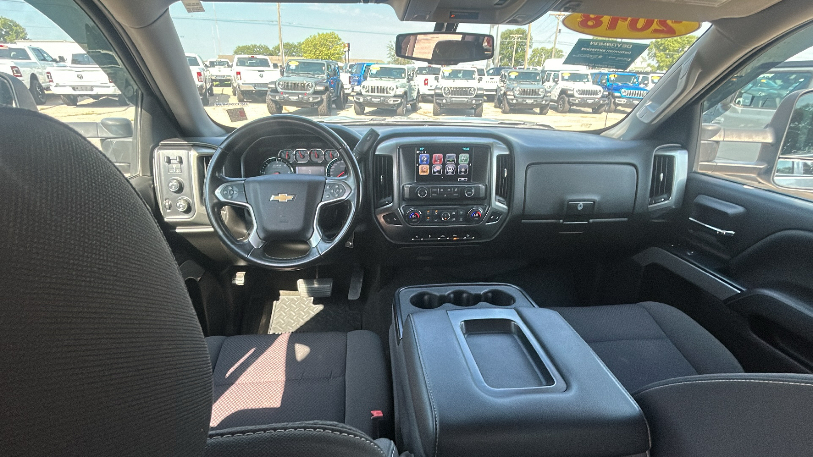 2018 Chevrolet Silverado 1500 LT 17