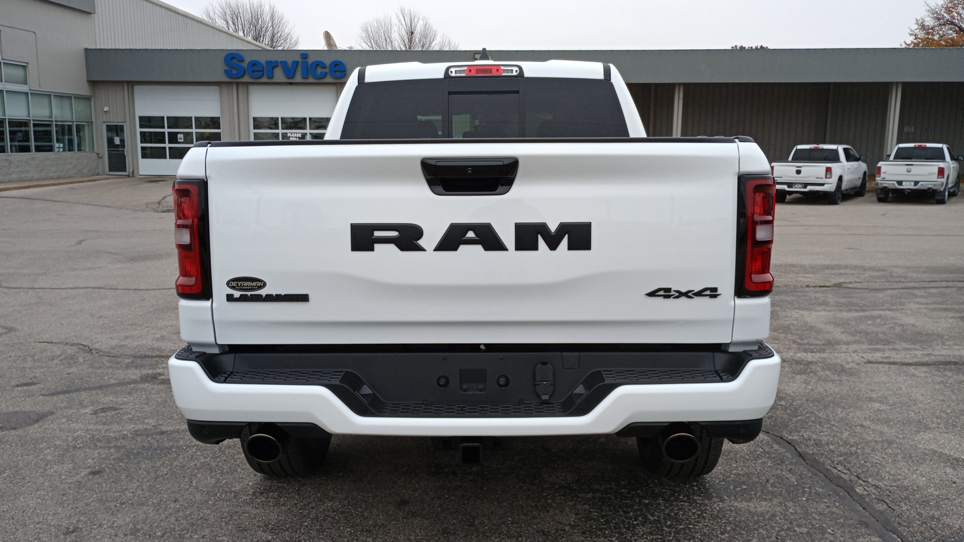 2025 Ram 1500 Laramie 4