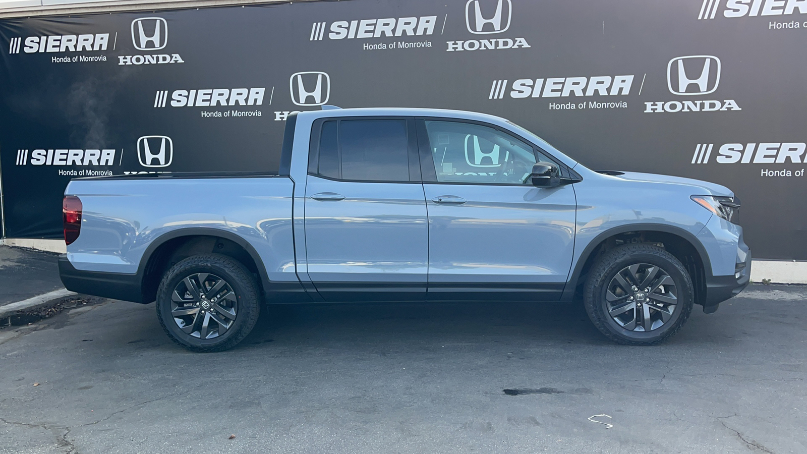 2024 Honda Ridgeline Sport 3