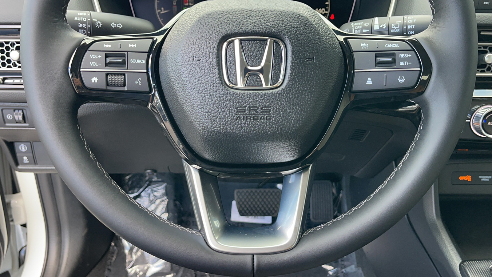 2024 Honda Civic Hatchback EX-L 22
