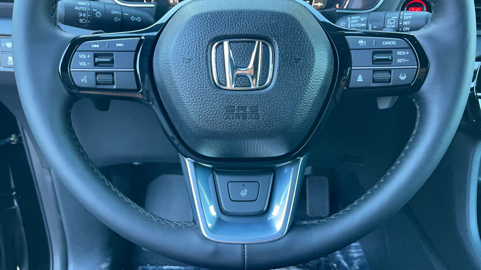 2024 Honda Pilot Elite 23