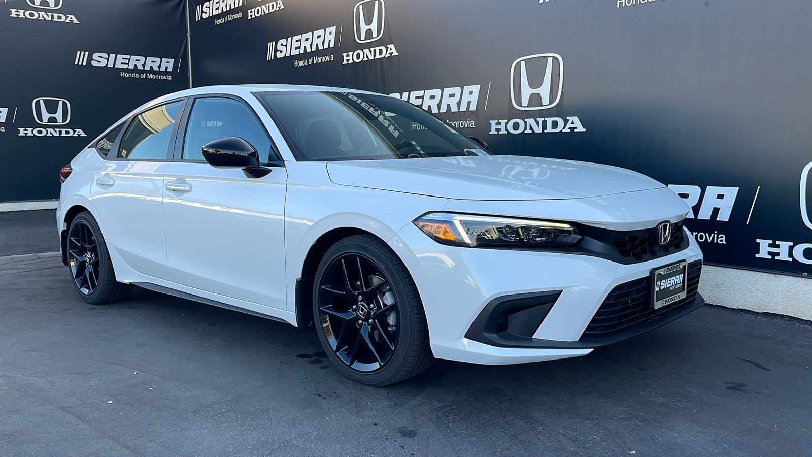 2024 Honda Civic Hatchback Sport 2