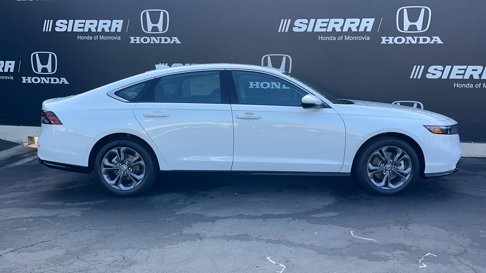 2024 Honda Accord Hybrid EX-L 3