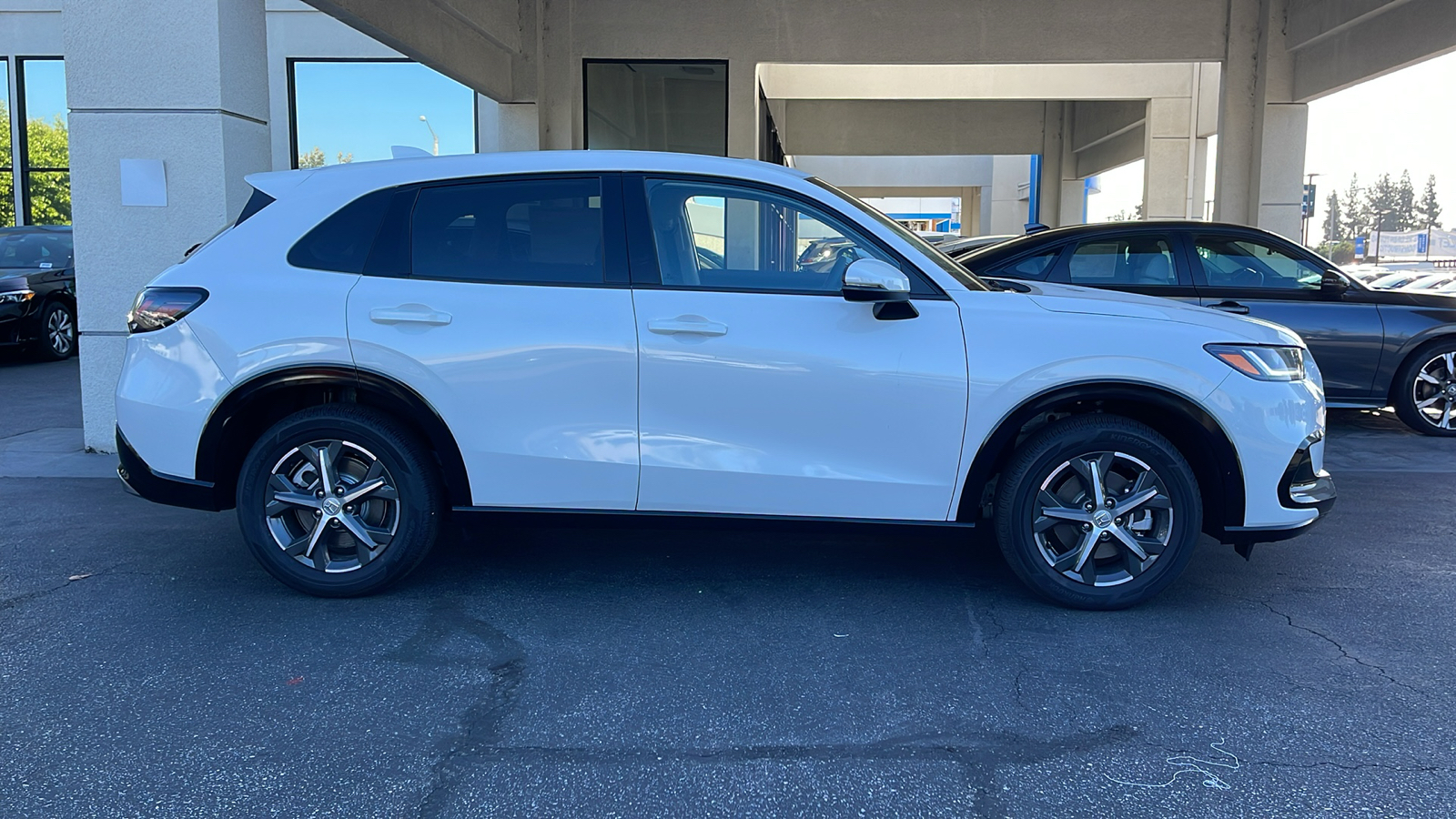 2024 Honda HR-V EX-L 3