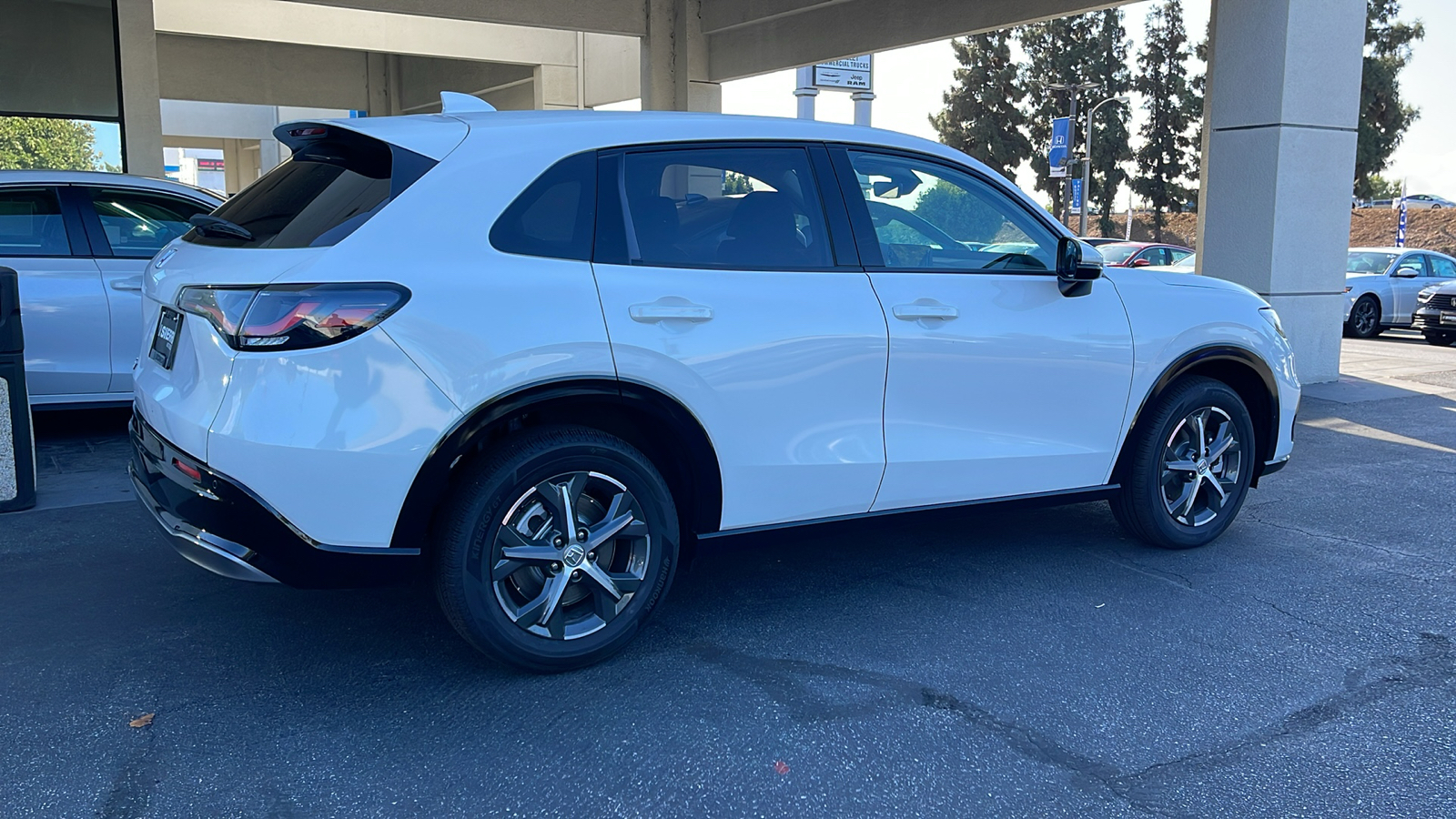 2024 Honda HR-V EX-L 4