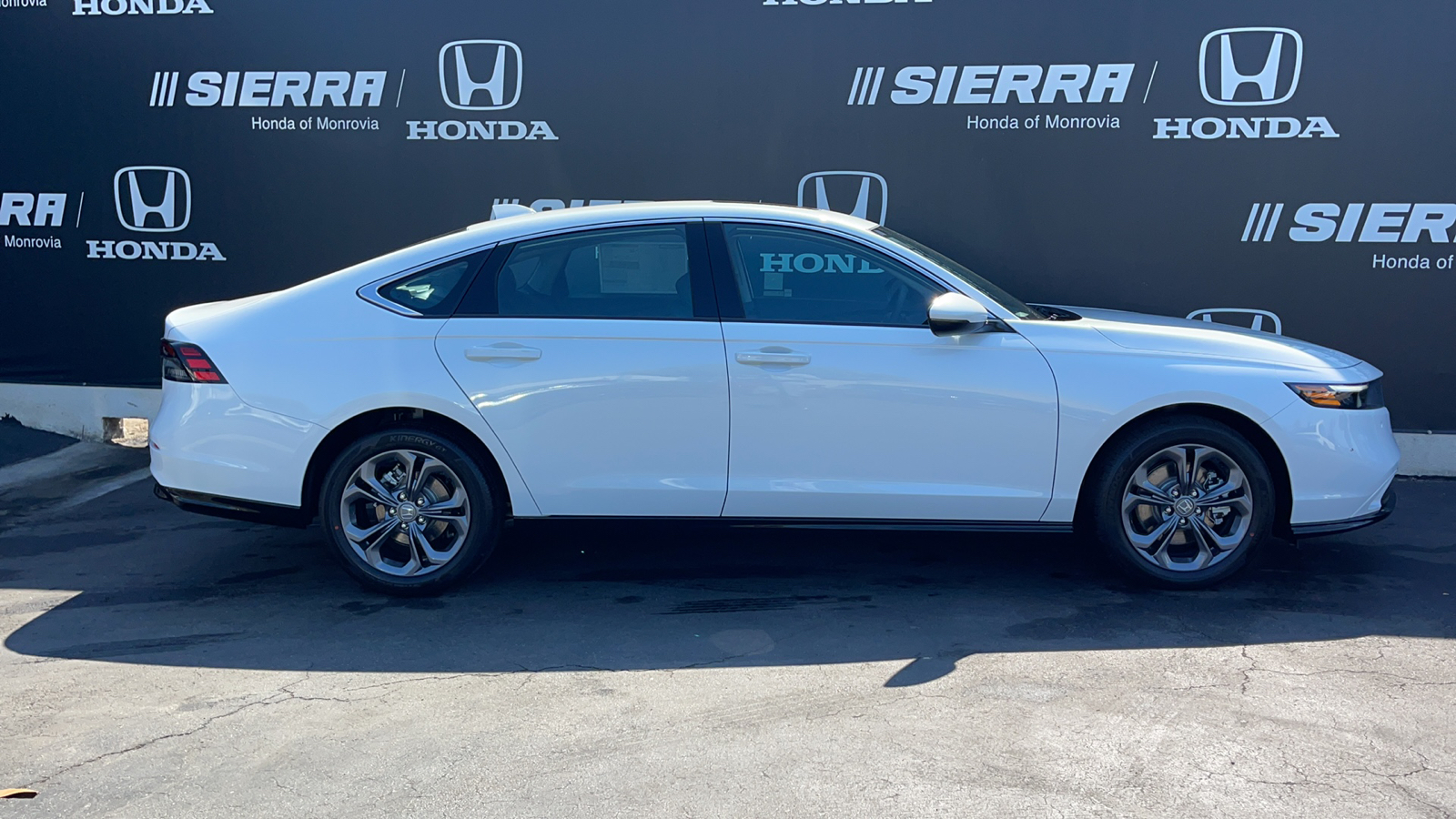 2024 Honda Accord Hybrid EX-L 3