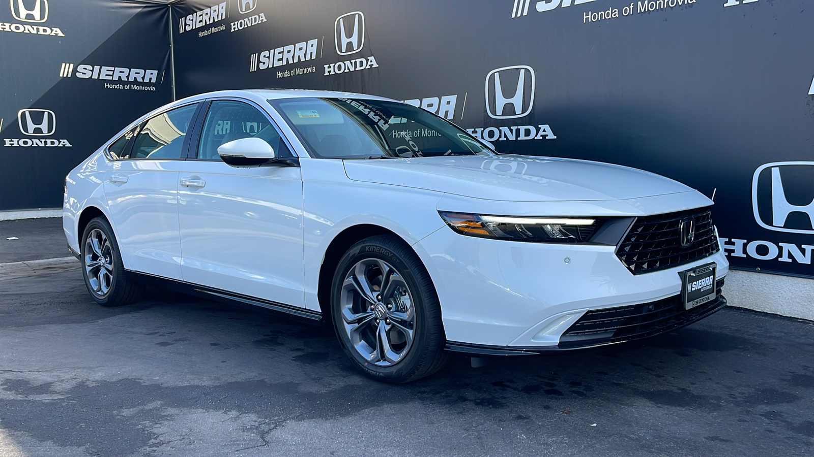 2024 Honda Accord Hybrid EX-L 1