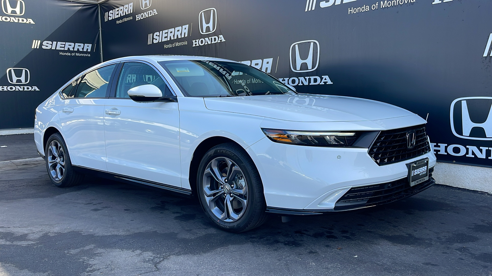 2024 Honda Accord Hybrid EX-L 2